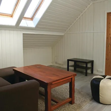 شقة Five Bedroom In Sannidal *