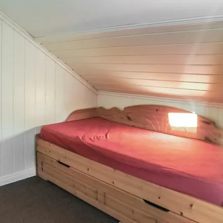 Five Bedroom In Sannidal Apartmán *